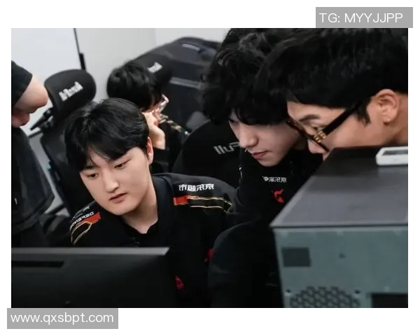 TES鏖战BLG强强对决上演巅峰较量看谁能问鼎荣耀之巅